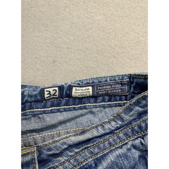 Miss Me Boyfriend Ankle Jeans Women Size 32 Blue Distressed EUC - Picture 3 of 10